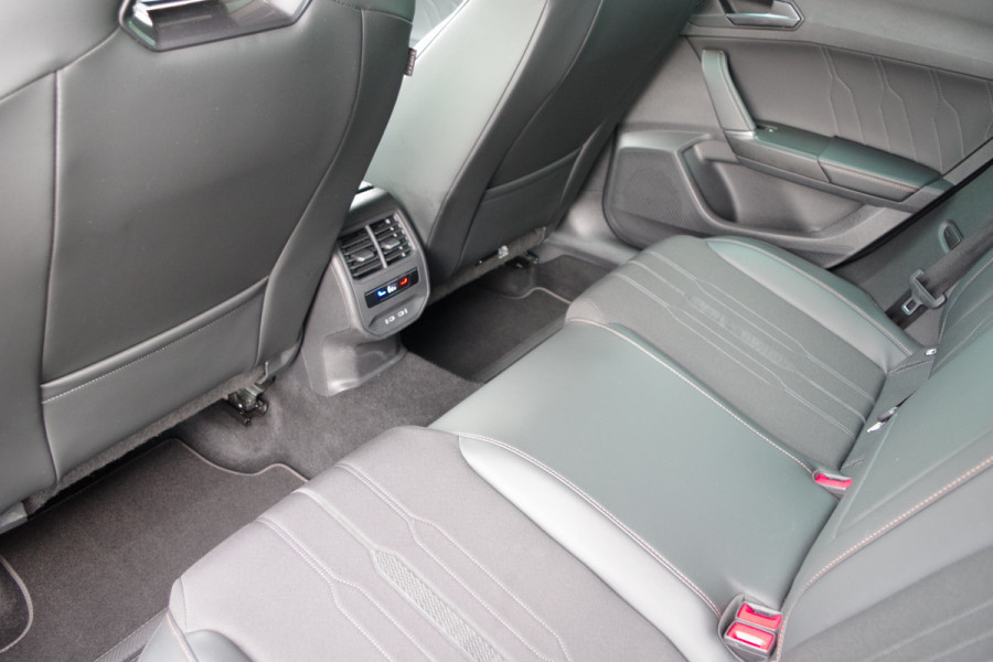 CUPRA Formentor 1.4 e-Hybrid 245 PK VZ Performance PHEV, Adap. Cruise Control, Kuipstoelen, Camera