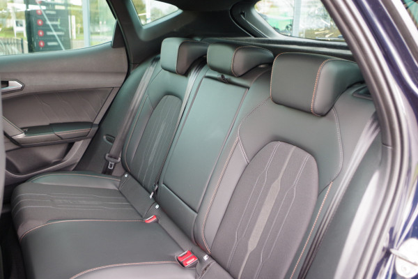 CUPRA Formentor 1.4 e-Hybrid 245 PK VZ Performance PHEV, Adap. Cruise Control, Kuipstoelen, Camera