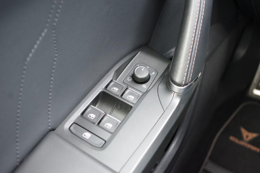 CUPRA Formentor 1.4 e-Hybrid 245 PK VZ Performance PHEV, Adap. Cruise Control, Kuipstoelen, Camera