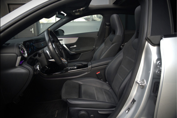 Mercedes-Benz CLA-Klasse Shooting Brake 250 e Edition | AMG Line | Panoramadak | Stoelverwarming | Camera | Keyless | Ambiance Verlichting | Cruise Control | Multibeam LED | BTW |
