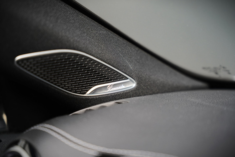 Mercedes-Benz CLA-Klasse Shooting Brake 250 e Edition | AMG Line | Panoramadak | Stoelverwarming | Camera | Keyless | Ambiance Verlichting | Cruise Control | Multibeam LED | BTW |