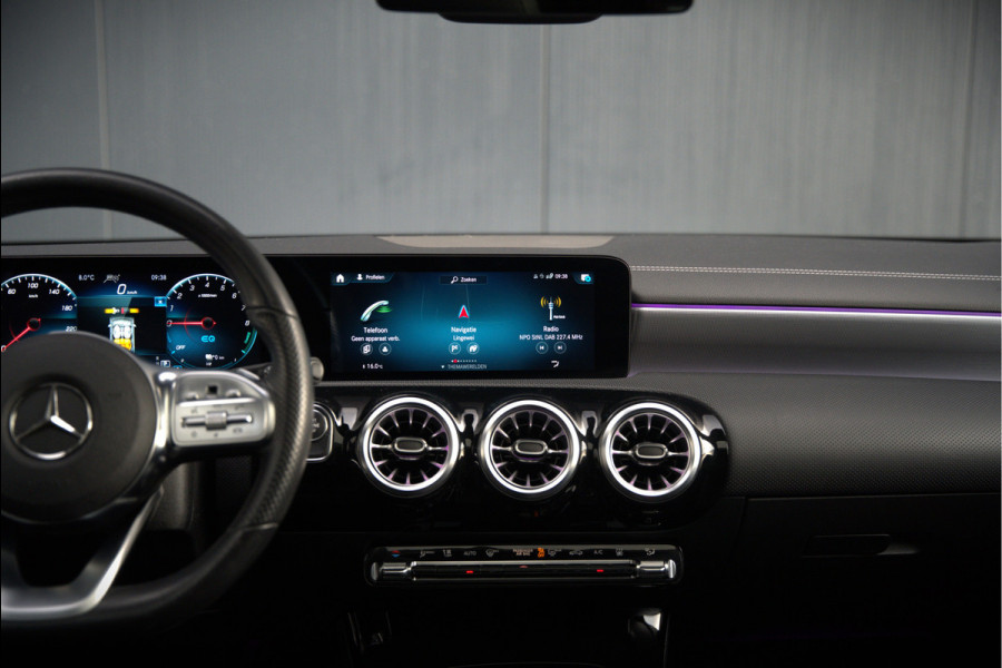 Mercedes-Benz CLA-Klasse Shooting Brake 250 e Edition | AMG Line | Panoramadak | Stoelverwarming | Camera | Keyless | Ambiance Verlichting | Cruise Control | Multibeam LED | BTW |