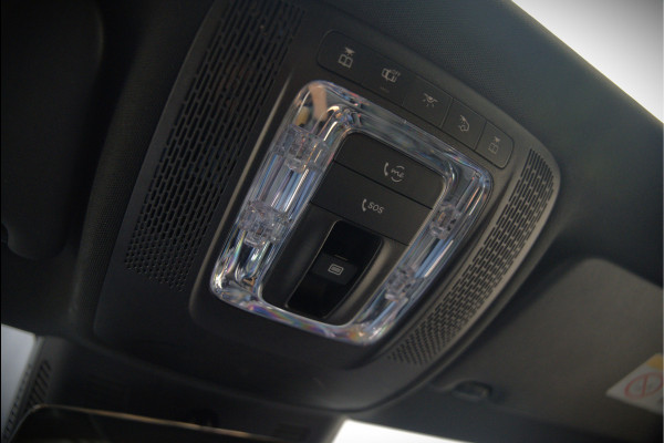 Mercedes-Benz CLA-Klasse Shooting Brake 250 e Edition | AMG Line | Panoramadak | Stoelverwarming | Camera | Keyless | Ambiance Verlichting | Cruise Control | Multibeam LED | BTW |