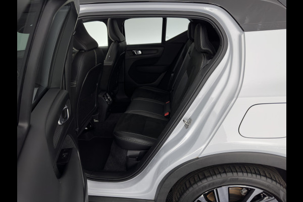 Volvo XC40 Recharge P8 AWD R-Design [ 3-Fase ] {SOH-89%} (INCL-BTW) *PANO | LEATHER-MICROFIBRE | DIGI-COCKPIT | FULL-LED | NAVI-FULLMAP | ECC | CARPLAY | PDC | KEYLESS | HEATED-SPORTSEATS | BLIS | PRIVACY-GLASS | 20"ALU*