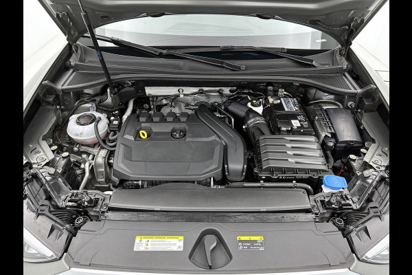 Audi Q3 35 TFSI S-line edition(Goed OnderH, Carplay, Navi, Cruise Con, StoelV, Parkeersensoren, Etc)