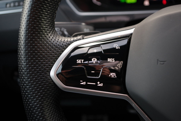 Volkswagen Tiguan 1.4 TSI eHybrid R-Line Business+, Leder, Panoramadak, Camera, Carplay, Head-Up