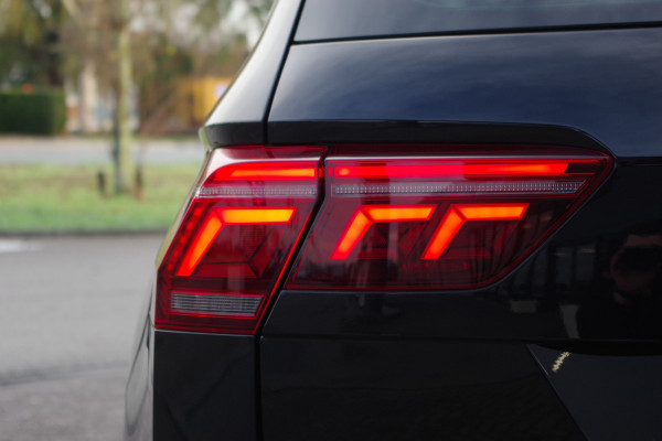 Volkswagen Tiguan 1.4 TSI eHybrid R-Line Business+, Leder, Panoramadak, Camera, Carplay, Head-Up