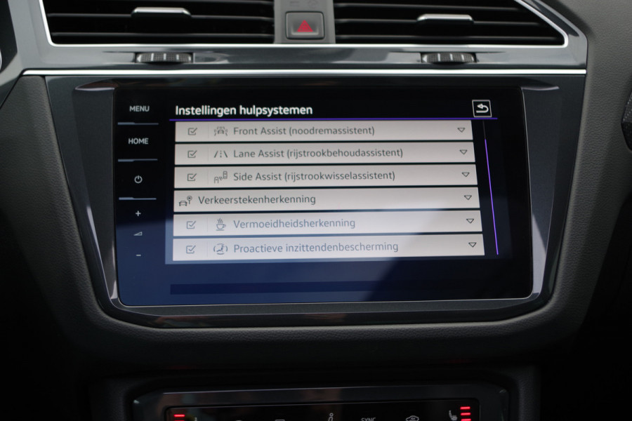 Volkswagen Tiguan 1.4 TSI eHybrid R-Line Business+, Leder, Panoramadak, Camera, Carplay, Head-Up