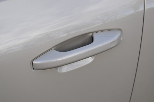 Volvo EX40 Twin Motor Performance 442PK Ultra 82 kWh Trekhaak | 20" LMV | 360 Camera | Panodak | ACC