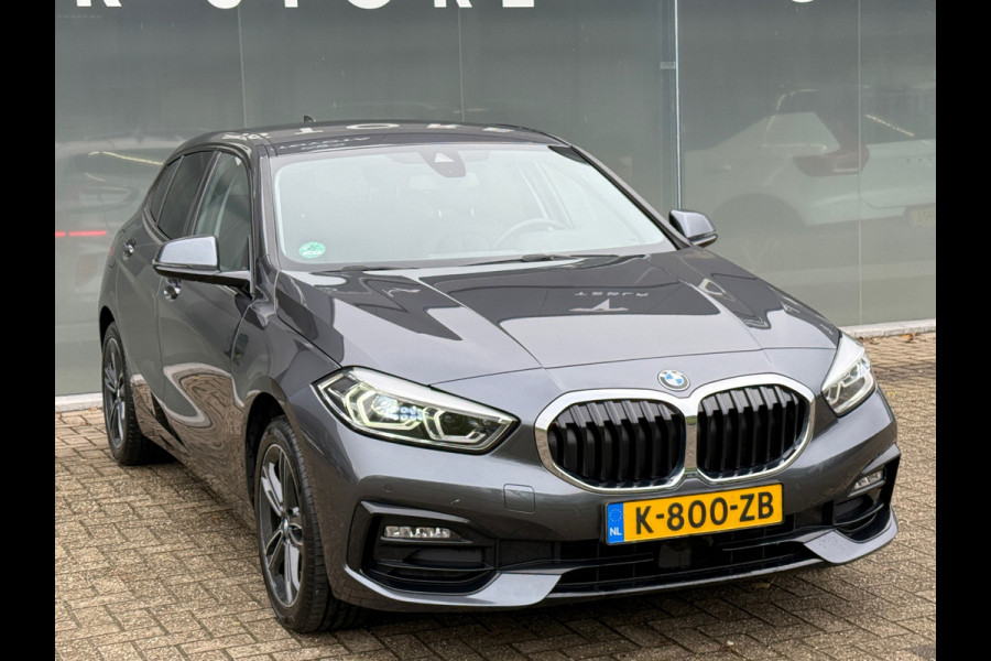 BMW 1-serie 118i Sport Line Sportstoelen|Leder|Stoelverwarming|Dealer Onderhouden
