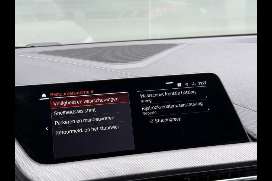 BMW 1-serie 118i Sport Line Sportstoelen|Leder|Stoelverwarming|Dealer Onderhouden