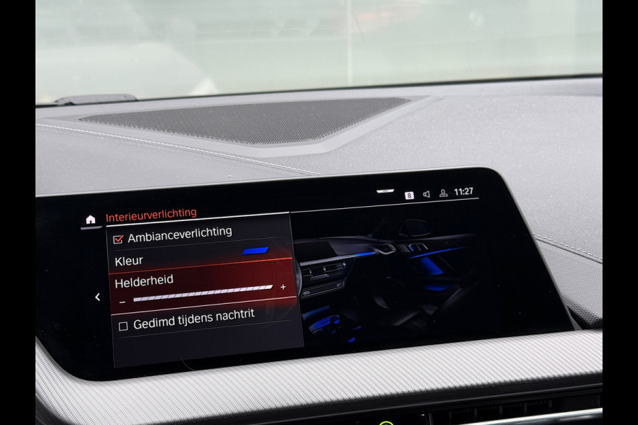 BMW 1-serie 118i Sport Line Sportstoelen|Leder|Stoelverwarming|Dealer Onderhouden