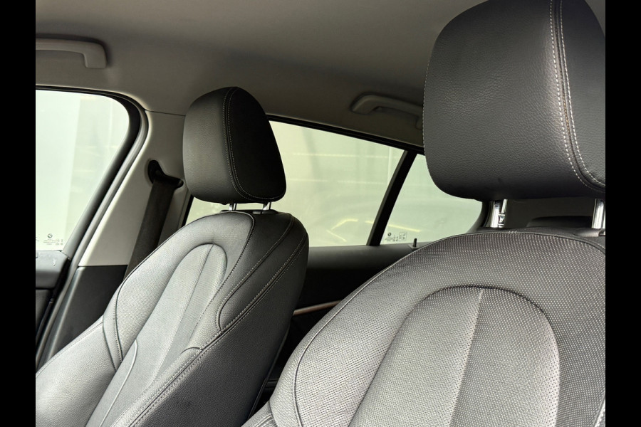 BMW 1-serie 118i Sport Line Sportstoelen|Leder|Stoelverwarming|Dealer Onderhouden