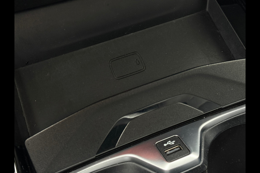 BMW 1-serie 118i Sport Line Sportstoelen|Leder|Stoelverwarming|Dealer Onderhouden