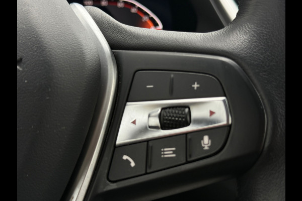 BMW 1-serie 118i Sport Line Sportstoelen|Leder|Stoelverwarming|Dealer Onderhouden