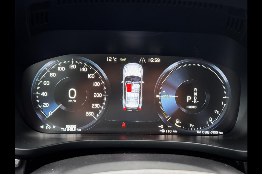 Volvo XC60 2.0 T8 Twin Engine AWD R-Design Panorama|Trekhaak