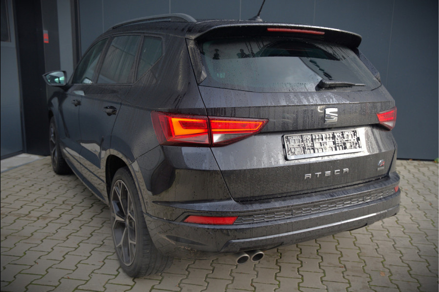 Seat Ateca 2.0 EcoTSI FR 4DRIVE | Panoramadak | Stoelverwarming | Keyless | 360 Camera | Standkachel | Navigatie | Apple Carplay | Trekhaak | Elektrische Stoel | Adaptive Cruise Control | Seat Sound | Adaptief Onderstel | D