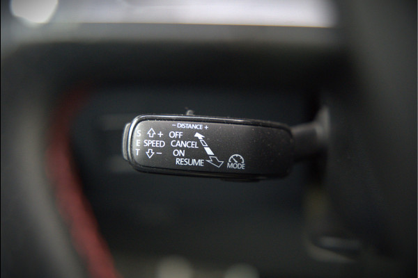 Seat Ateca 2.0 EcoTSI FR 4DRIVE | Panoramadak | Stoelverwarming | Keyless | 360 Camera | Standkachel | Navigatie | Apple Carplay | Trekhaak | Elektrische Stoel | Adaptive Cruise Control | Seat Sound | Adaptief Onderstel | D