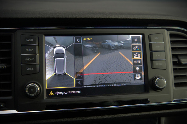Seat Ateca 2.0 EcoTSI FR 4DRIVE | Panoramadak | Stoelverwarming | Keyless | 360 Camera | Standkachel | Navigatie | Apple Carplay | Trekhaak | Elektrische Stoel | Adaptive Cruise Control | Seat Sound | Adaptief Onderstel | D