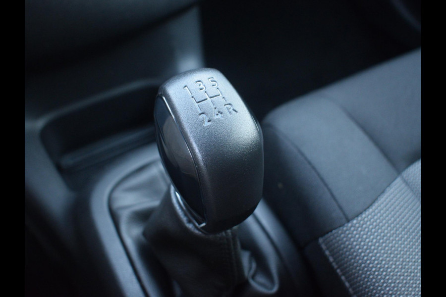 Citroën C4 Cactus 1.2 PureTech Business NAVI | APPLE CARPLAY | PARKEERSENSOREN MET CAMERA | CLIMATE CONTROL | 73.589 KM