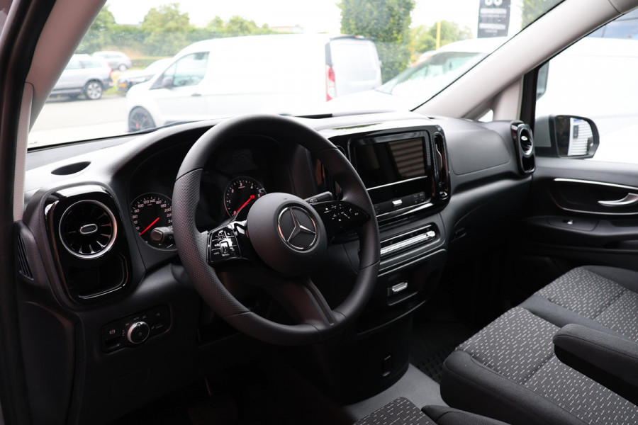 Mercedes-Benz Vito 116 CDI L2 | Multibeam LED | CarPlay | Camera | Dodehoek | MF Stuur | DAB | 3-Zitter | Lederen bekleding