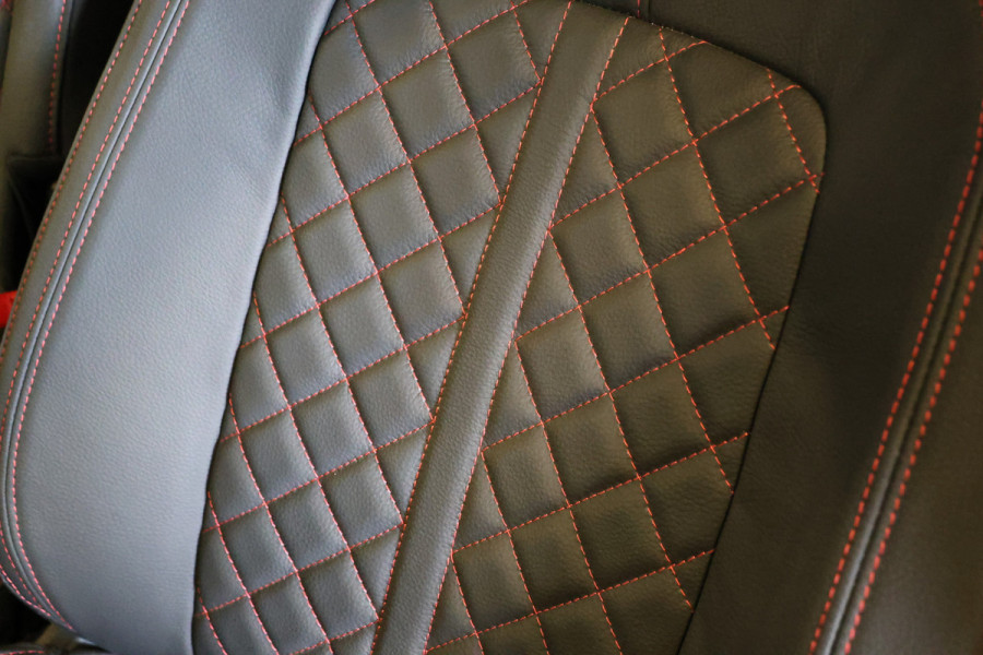 Mercedes-Benz Vito 116 CDI L2 | Multibeam LED | CarPlay | Camera | Dodehoek | MF Stuur | DAB | 3-Zitter | Lederen bekleding