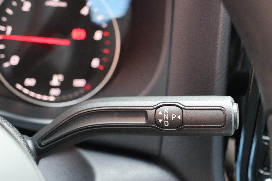 Mercedes-Benz Vito 116 CDI L2 | Multibeam LED | CarPlay | Camera | Dodehoek | MF Stuur | DAB | 3-Zitter | Lederen bekleding