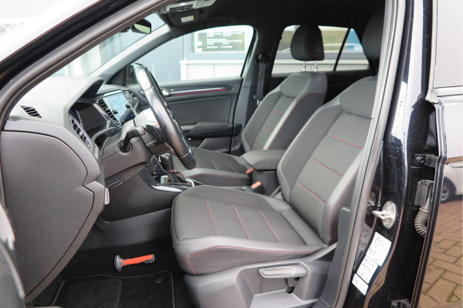 Volkswagen T-Roc 1.5 TSI 150pk DSGSport Camera , Virtual Cockpit , Navi , Led , Carplay, DAB+ ,PDC, LMV, Electr. bedienbare achterklep, Schakelflippers aan stuurwiel etc..
