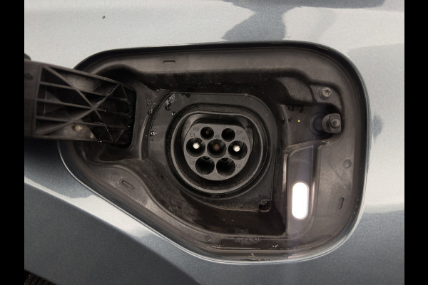 Škoda Octavia Combi 1.4 TSI iV PHEV Business Edition ( Plug-In ) (INCL-BTW) *FULL-LED | DIGI-COCKPIT | NAVI-FULLMAP | SPORT-SEATS | KEYLESS | ECC | PDC | CARPLAY | SHIFT-PADDLES | CRUISE | 18''ALU*