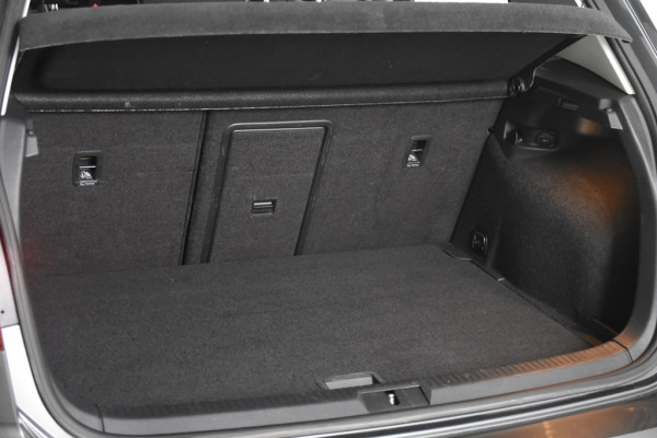 Volkswagen Golf 1.0 TSI Comfortline *1ste Eigenaar*Navigatie*Camera*