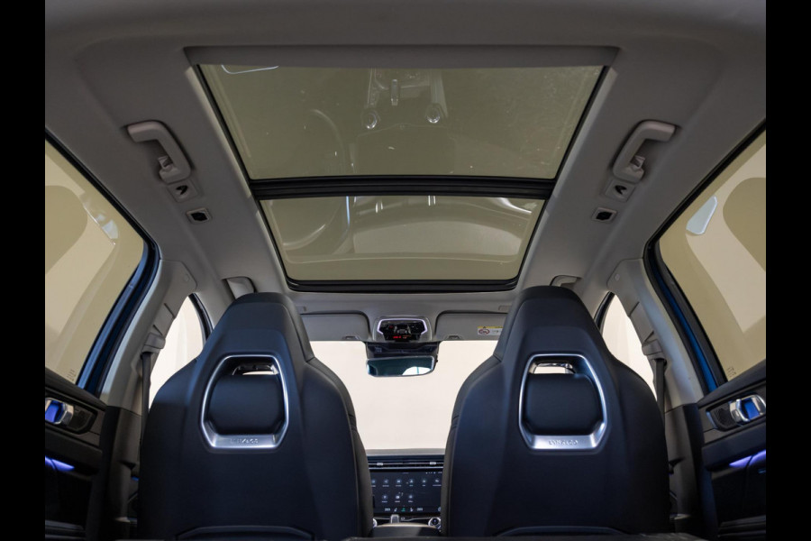 Lynk & Co 01 1.5 / 261pk / Leder / Blackstyle