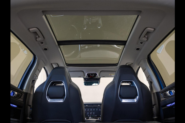 Lynk & Co 01 1.5 / 261pk / Leder / Blackstyle