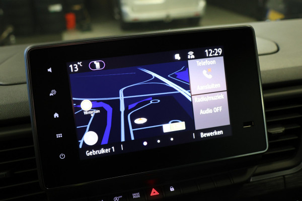 Renault Trafic 2.0 170 PK L2H1 DC | Dubbel Cabine | Navigatie | Blind Spot | Camera | CarPlay | Trekhaak | Stoelverwarming | Virtual Cockpit | 5-Zitter | Dubbel cabine