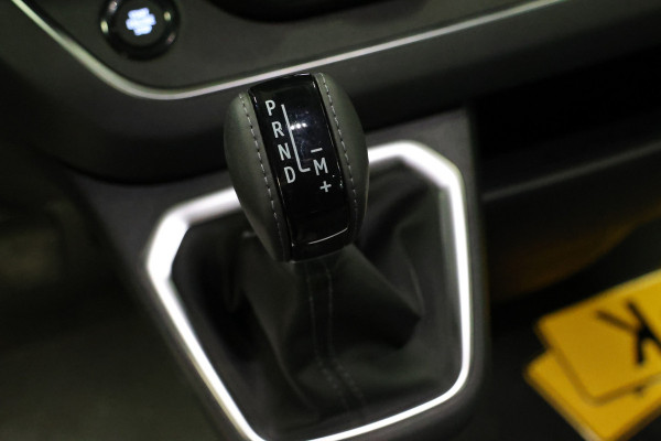 Renault Trafic 2.0 170 PK L2H1 DC | Dubbel Cabine | Navigatie | Blind Spot | Camera | CarPlay | Trekhaak | Stoelverwarming | Virtual Cockpit | 5-Zitter | Dubbel cabine