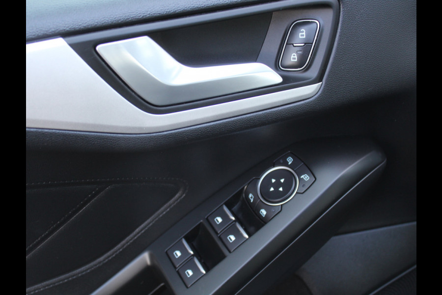 Ford Focus 1.0 EcoBoost Trend Edition Business AIRCO | CARPLAY | CRUISE | NAVI | LMV16 | DAB | PDC | LED | TREKHAAK
