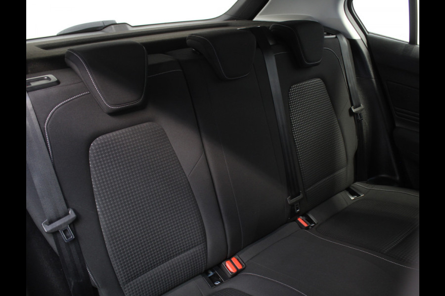 Ford Focus 1.0 EcoBoost Trend Edition Business AIRCO | CARPLAY | CRUISE | NAVI | LMV16 | DAB | PDC | LED | TREKHAAK