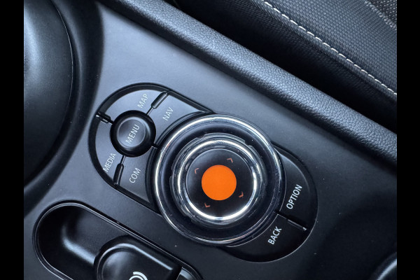 MINI Clubman 1.5 One Salt Business Navi LED Pano