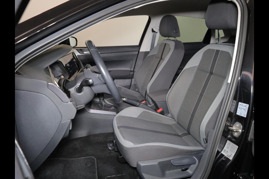 Volkswagen Polo 1.0 TSI Highline 95pk DSG| LM-velgen| Navi| extra getint glas| Parksensors