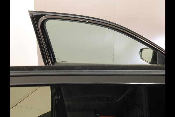 Volkswagen Polo 1.0 TSI Highline 95pk DSG| LM-velgen| Navi| extra getint glas| Parksensors