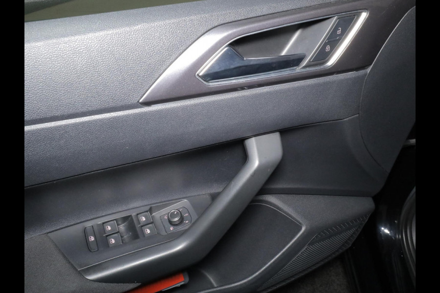 Volkswagen Polo 1.0 TSI Highline 95pk DSG| LM-velgen| Navi| extra getint glas| Parksensors