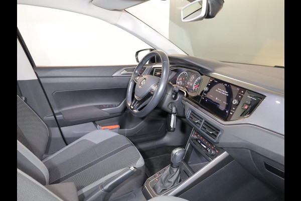 Volkswagen Polo 1.0 TSI Highline 95pk DSG| LM-velgen| Navi| extra getint glas| Parksensors