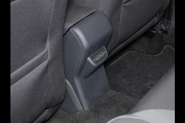 Volkswagen Polo 1.0 TSI Highline 95pk DSG| LM-velgen| Navi| extra getint glas| Parksensors