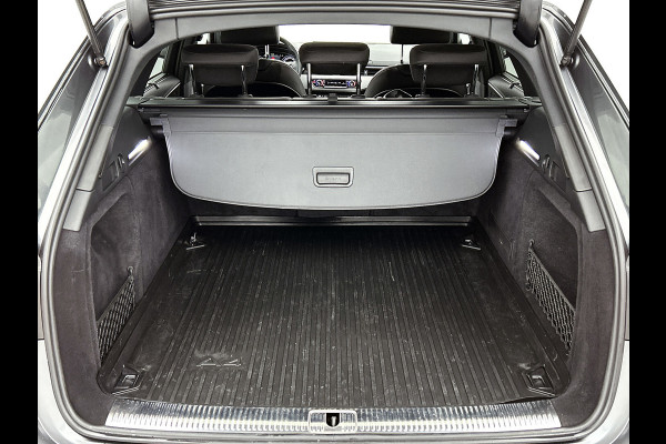 Audi A4 Avant 40 TFSI S-line edition Competition(Goed OnderH, Panorama, Navi, Carplay, StoelV, Camera, Etc)