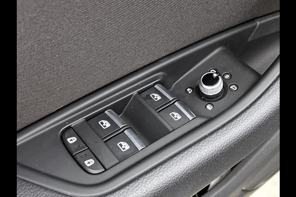 Audi A4 Avant 40 TFSI S-line edition Competition(Goed OnderH, Panorama, Navi, Carplay, StoelV, Camera, Etc)