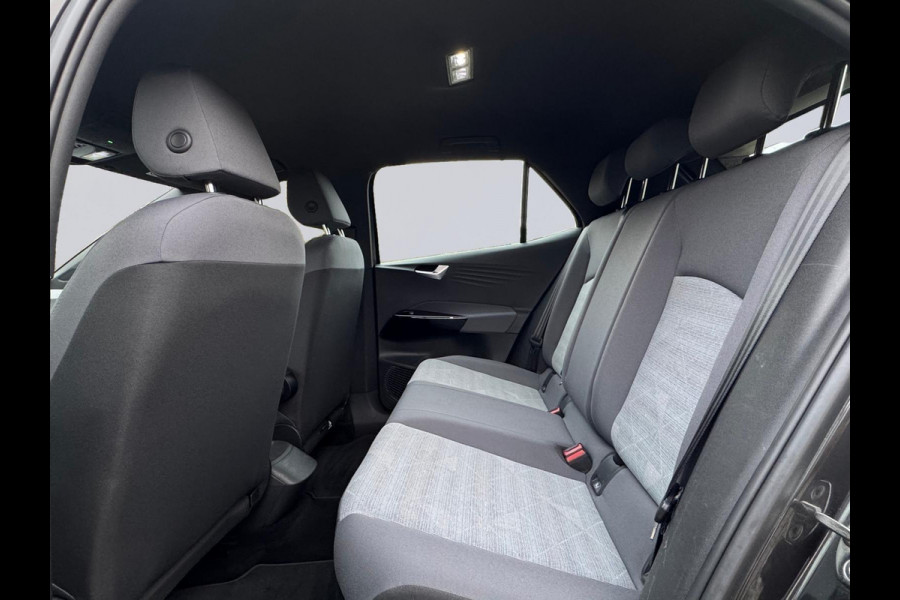 Volkswagen ID.3 First 58 kWh, stoel-stuurverwarming, navigatie, 18 inch, NL auto met nationale auto pas