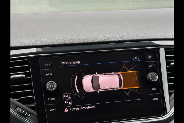 Volkswagen T-Roc 1.5 150pk TSI DSG Sport R-Line Sportstoelen|ACC|Carplay