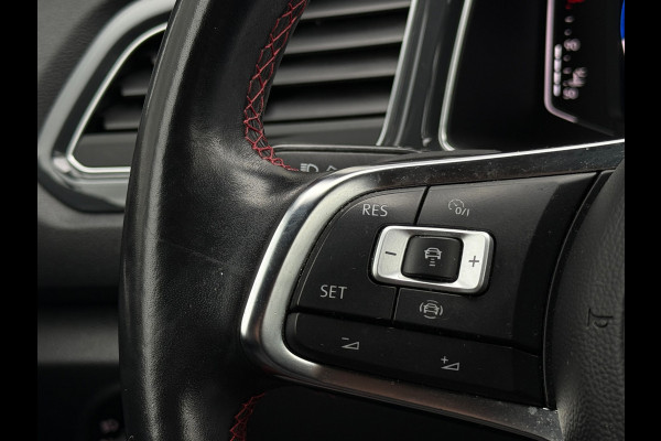 Volkswagen T-Roc 1.5 150pk TSI DSG Sport R-Line Sportstoelen|ACC|Carplay