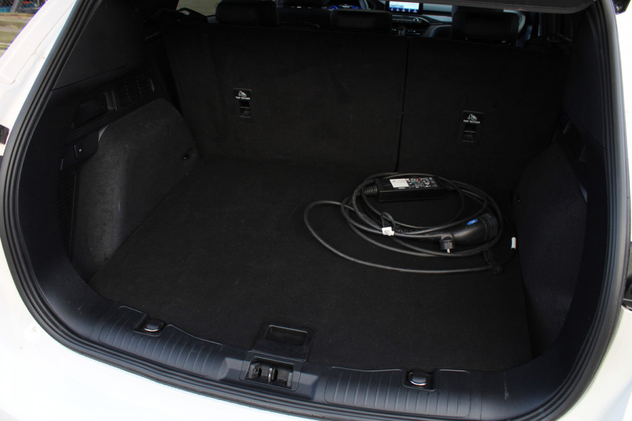 Ford Kuga 2.5 PHEV ST-Line X | Panoramadak | Head-up | B&O | BLIS | Navigatie