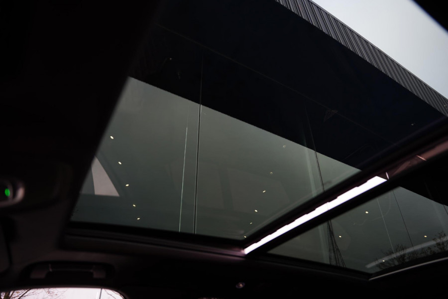 Bentley Bentayga 3.0 V6 Hybrid | Touring Pack | 22" | NL-Auto | Blackline