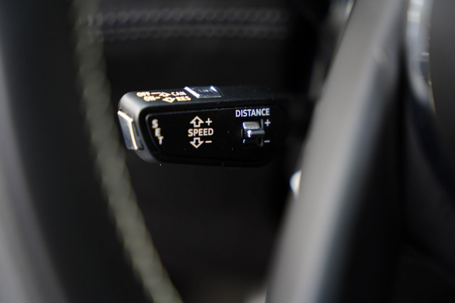 Bentley Bentayga 3.0 V6 Hybrid | Touring Pack | 22" | NL-Auto | Blackline